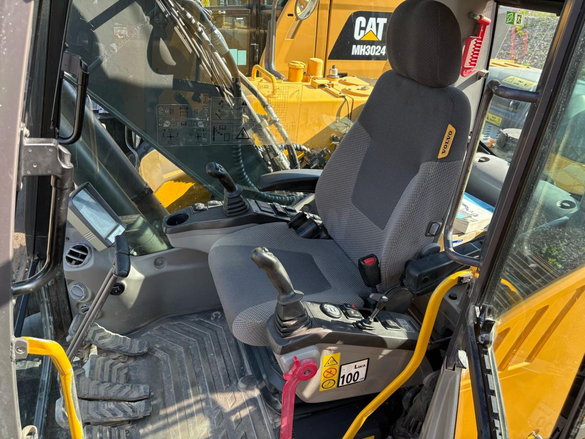 Volvo EC140 D - Ekskavator perayap: gambar 5 Volvo EC140 D - Ekskavator perayap: gambar 5