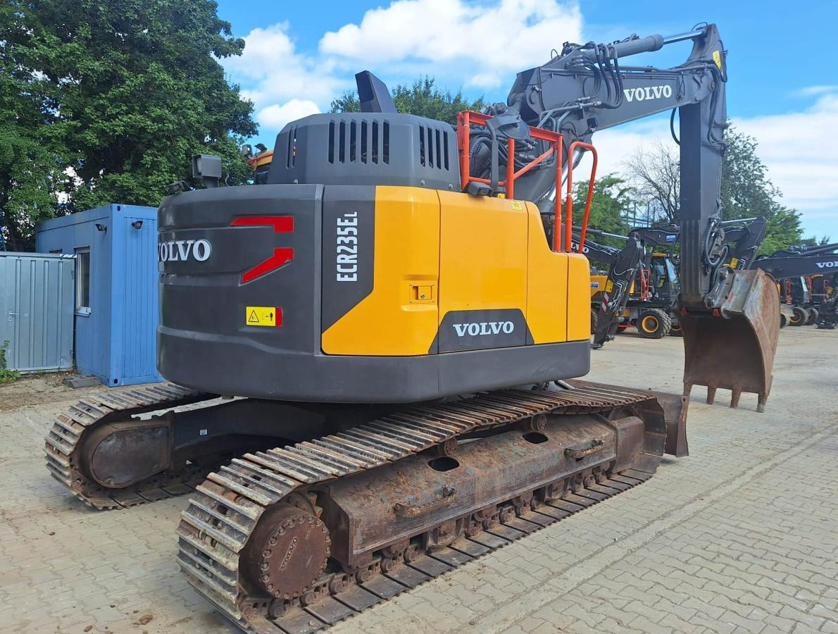 Volvo ECR235EL - Ekskavator perayap: gambar 3 Volvo ECR235EL - Ekskavator perayap: gambar 3