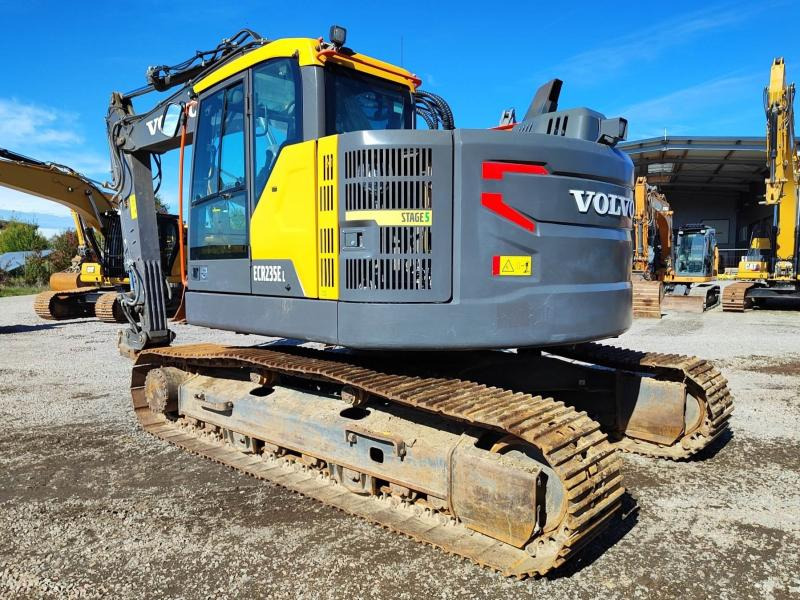 Volvo ECR235EL - Ekskavator perayap: gambar 1 Volvo ECR235EL - Ekskavator perayap: gambar 1