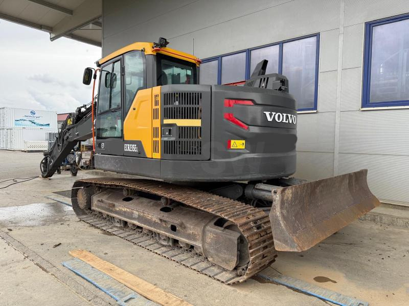 Volvo ECR235EL - Ekskavator perayap: gambar 3 Volvo ECR235EL - Ekskavator perayap: gambar 3