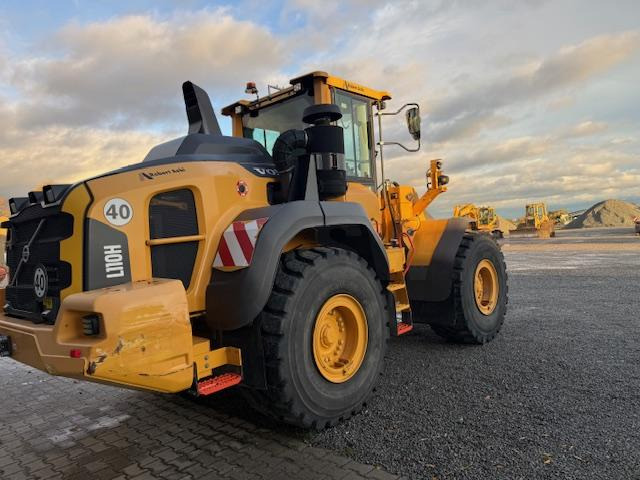 Volvo L110H - Wheel loader: gambar 2 Volvo L110H - Wheel loader: gambar 2