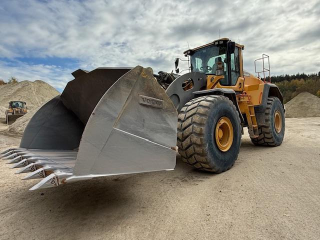 Volvo L260H - Wheel loader: gambar 3 Volvo L260H - Wheel loader: gambar 3