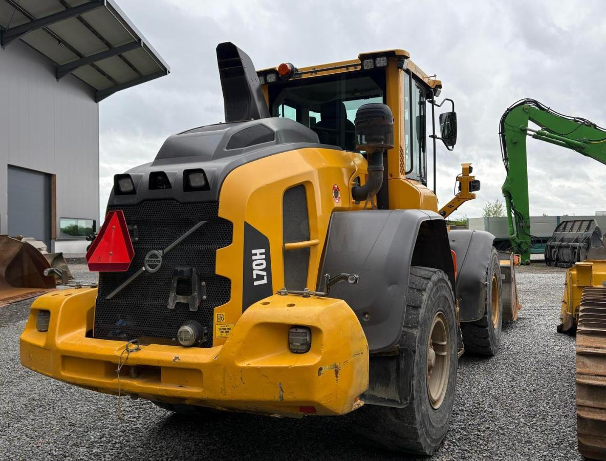 Volvo L70H - Wheel loader: gambar 4 Volvo L70H - Wheel loader: gambar 4
