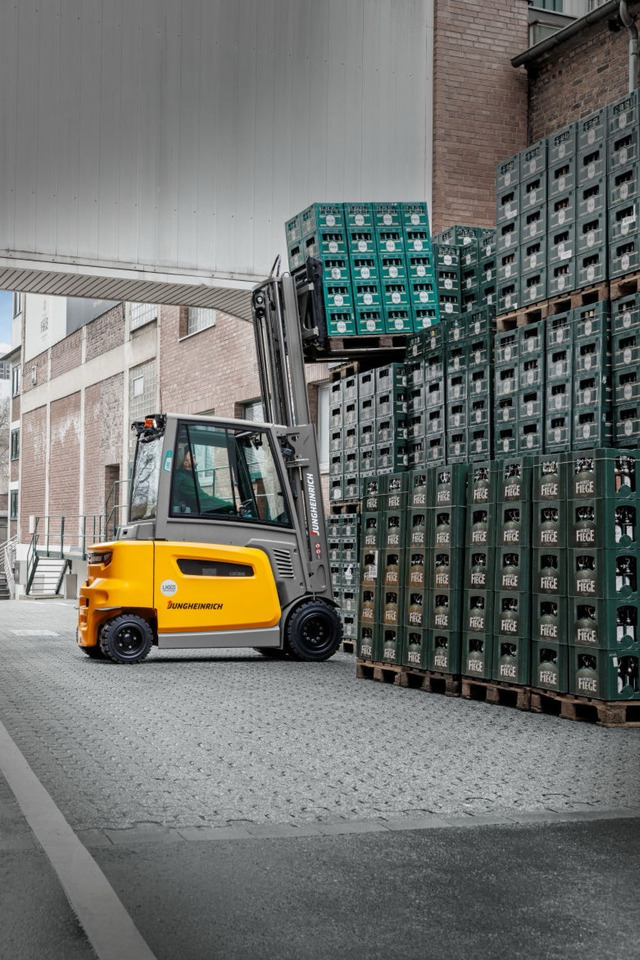 Toyota Material Handling Equipment - Peralatan untuk menangani material: gambar 3 Toyota Material Handling Equipment - Peralatan untuk menangani material: gambar 3