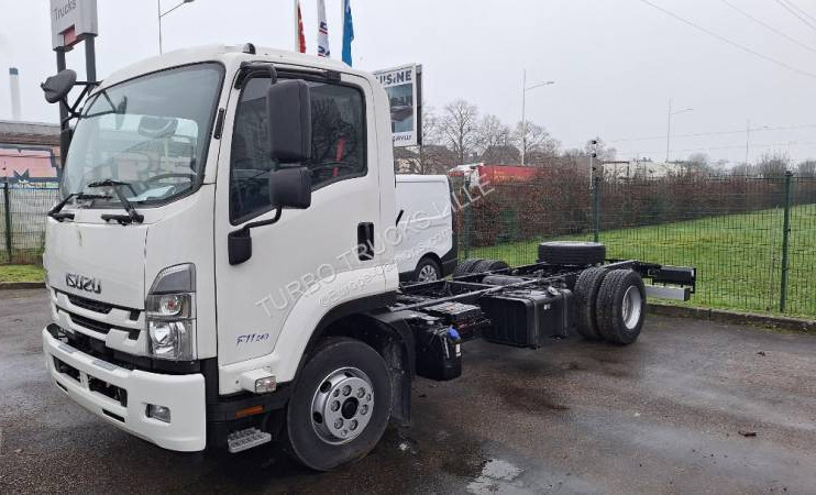 Isuzu F-SERIES F110-210 - Truk sasis: gambar 1 Isuzu F-SERIES F110-210 - Truk sasis: gambar 1
