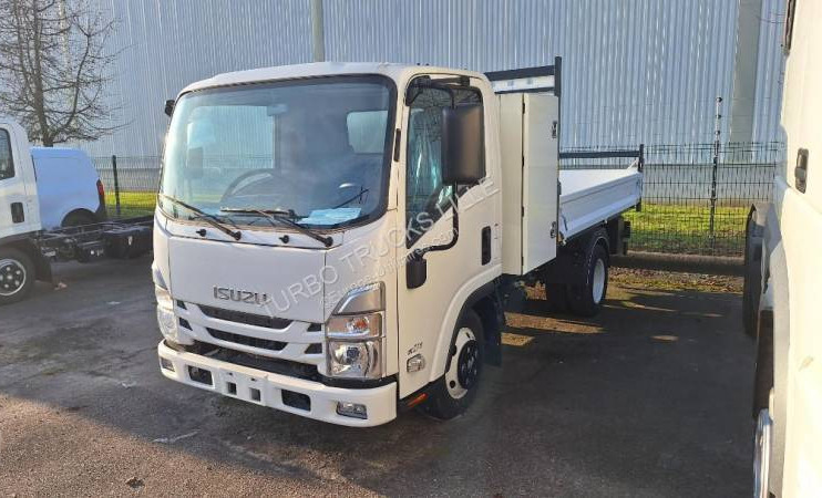 Isuzu M21 TT - Truk jungkit: gambar 1 Isuzu M21 TT - Truk jungkit: gambar 1