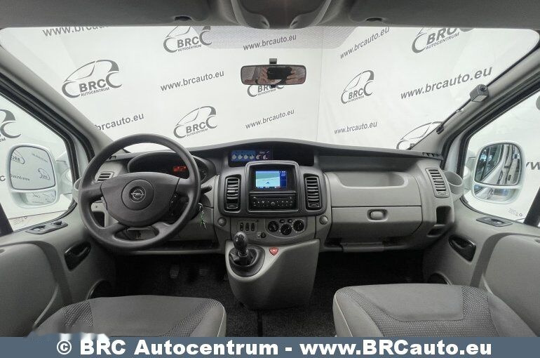 Opel Vivaro 2.5 CDTI - Camper: gambar 3 Opel Vivaro 2.5 CDTI - Camper: gambar 3