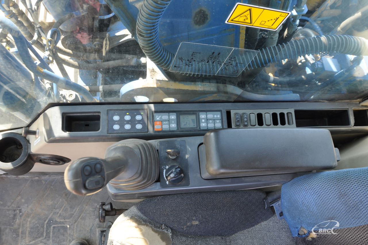 Ekskavator perayap Caterpillar 318C: gambar 11