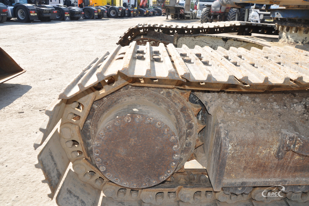 Ekskavator perayap Caterpillar 318C: gambar 19