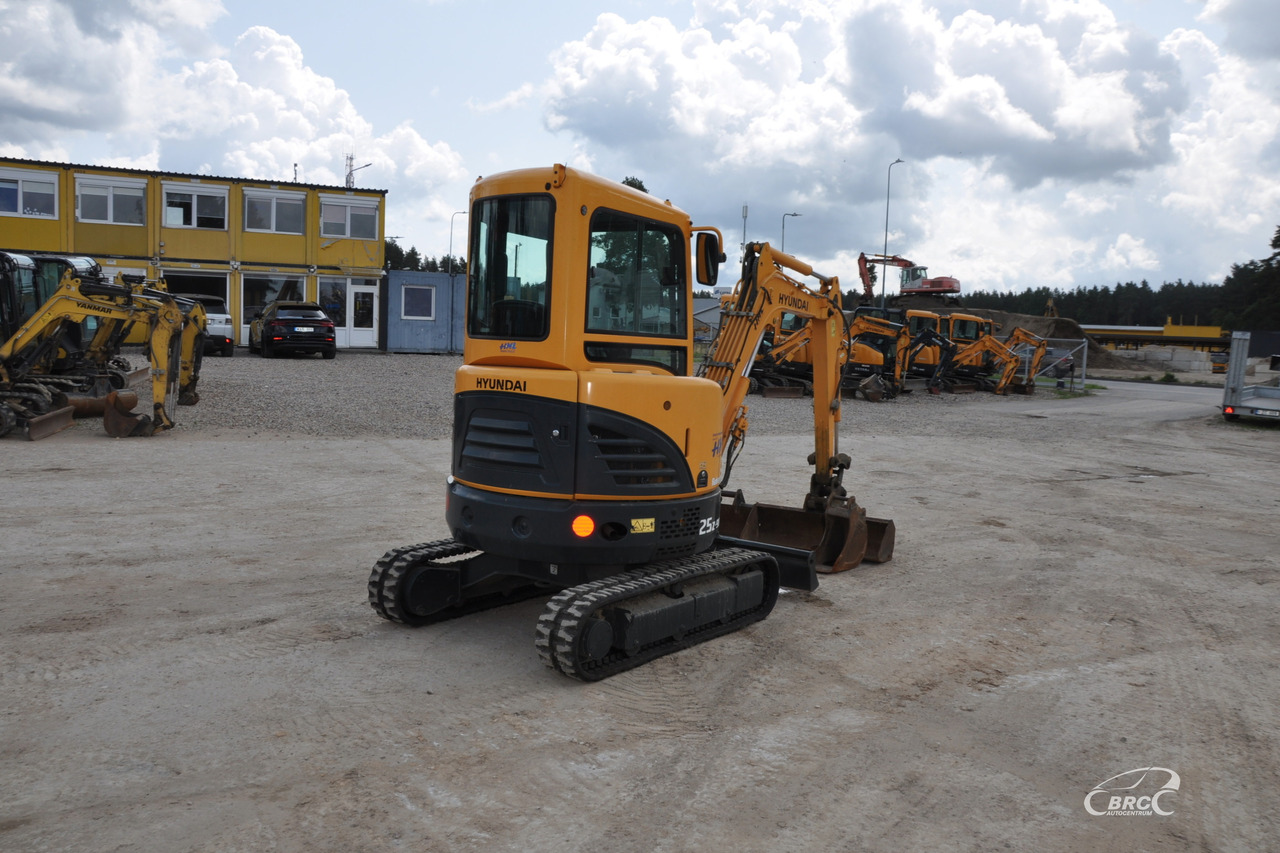 Hyundai R25Z-9AK - Ekskavator mini: gambar 5 Hyundai R25Z-9AK - Ekskavator mini: gambar 5