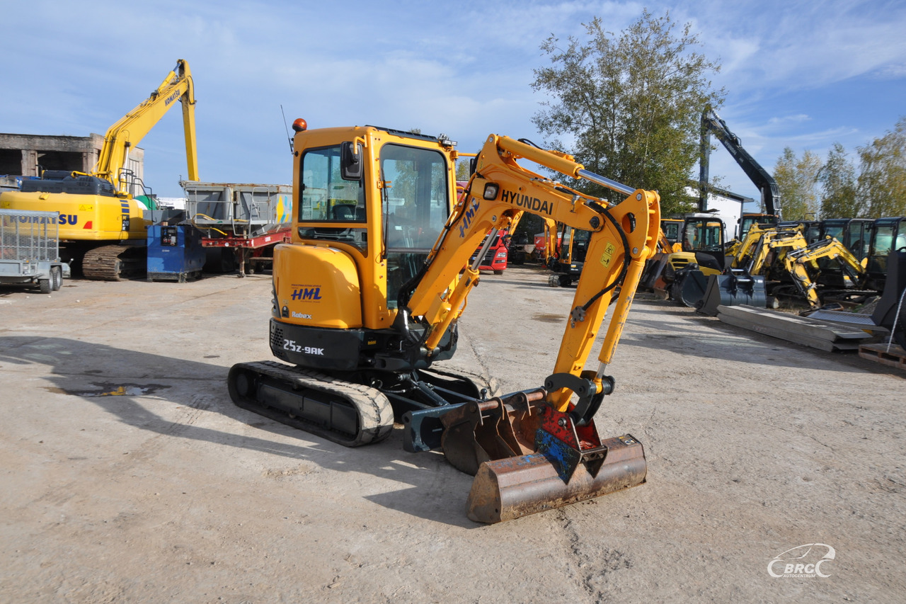 Hyundai R25Z-9AK - Ekskavator mini: gambar 2 Hyundai R25Z-9AK - Ekskavator mini: gambar 2