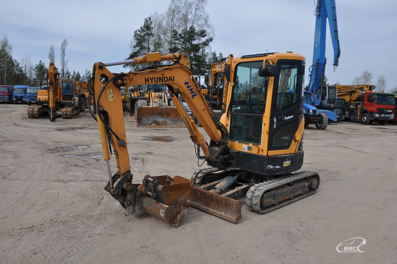 Hyundai R25Z-9AK - Ekskavator mini: gambar 1 Hyundai R25Z-9AK - Ekskavator mini: gambar 1