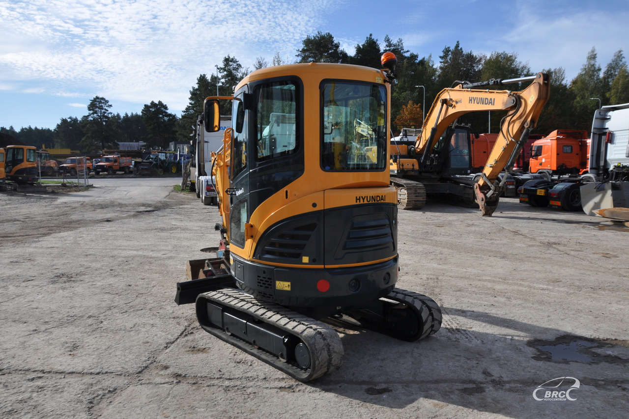 Hyundai R25Z-9AK - Ekskavator mini: gambar 4 Hyundai R25Z-9AK - Ekskavator mini: gambar 4
