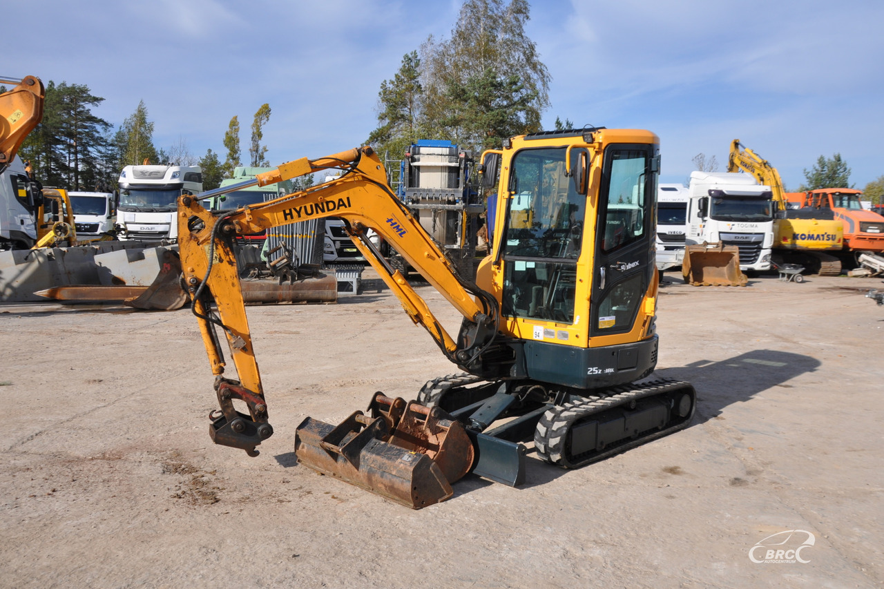 Hyundai R25Z-9AK - Ekskavator mini: gambar 1 Hyundai R25Z-9AK - Ekskavator mini: gambar 1