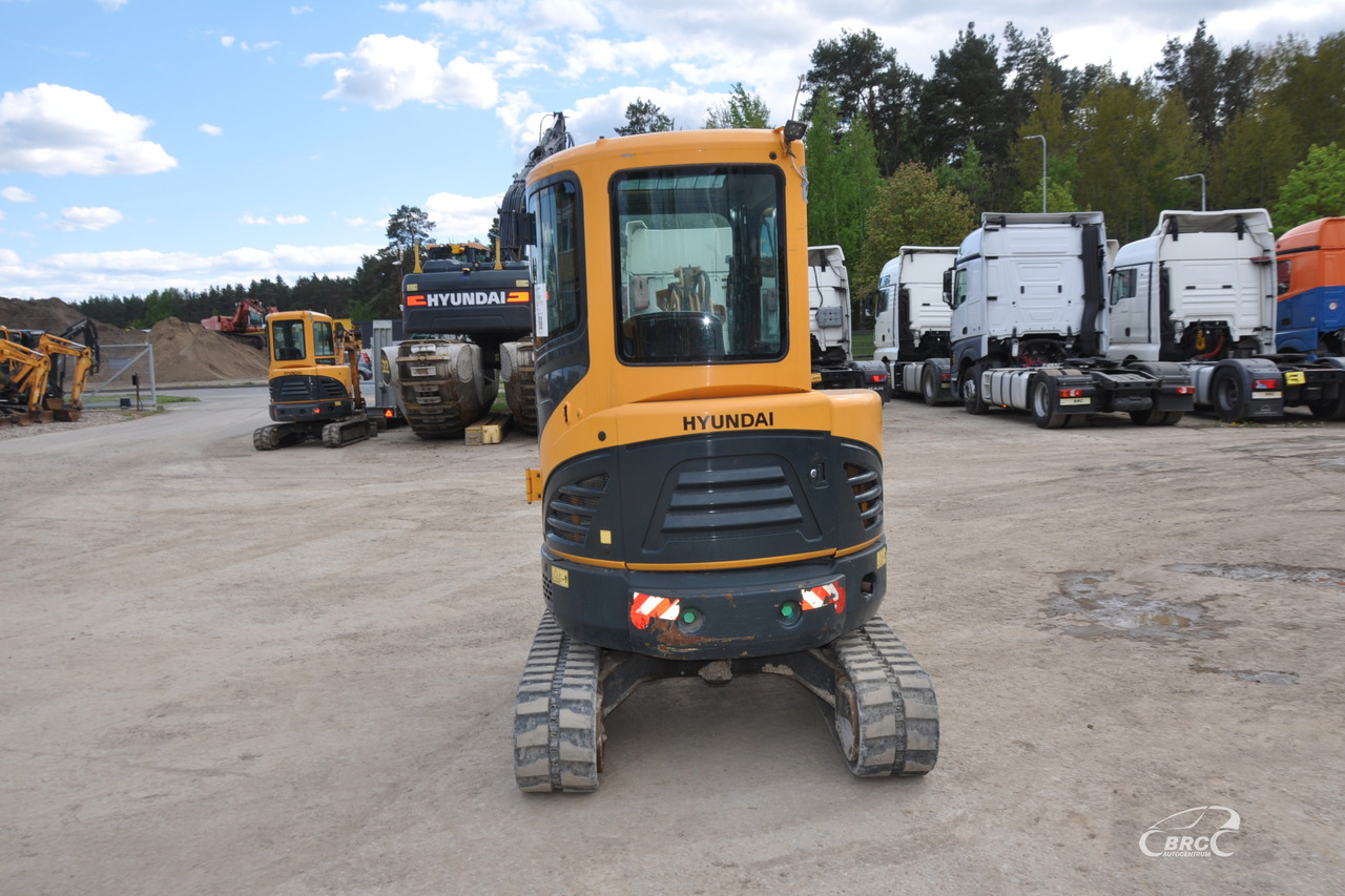 Hyundai R30Z-9AK - Ekskavator mini: gambar 5 Hyundai R30Z-9AK - Ekskavator mini: gambar 5