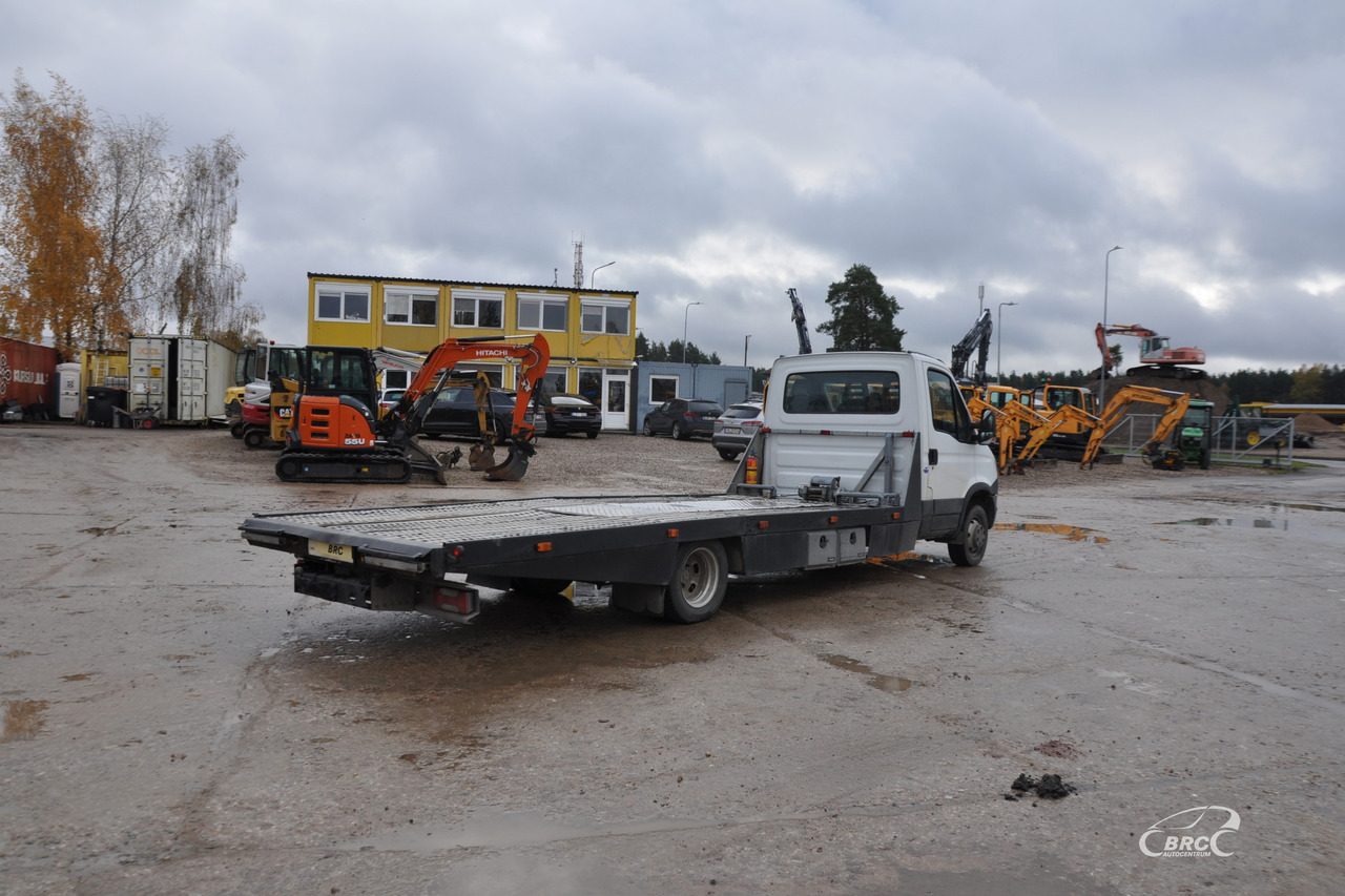 Iveco Daily50 - Truk pengangkut mobil: gambar 4 Iveco Daily50 - Truk pengangkut mobil: gambar 4