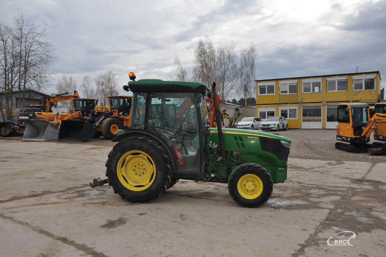 John Deere 5085 - Traktor: gambar 4 John Deere 5085 - Traktor: gambar 4