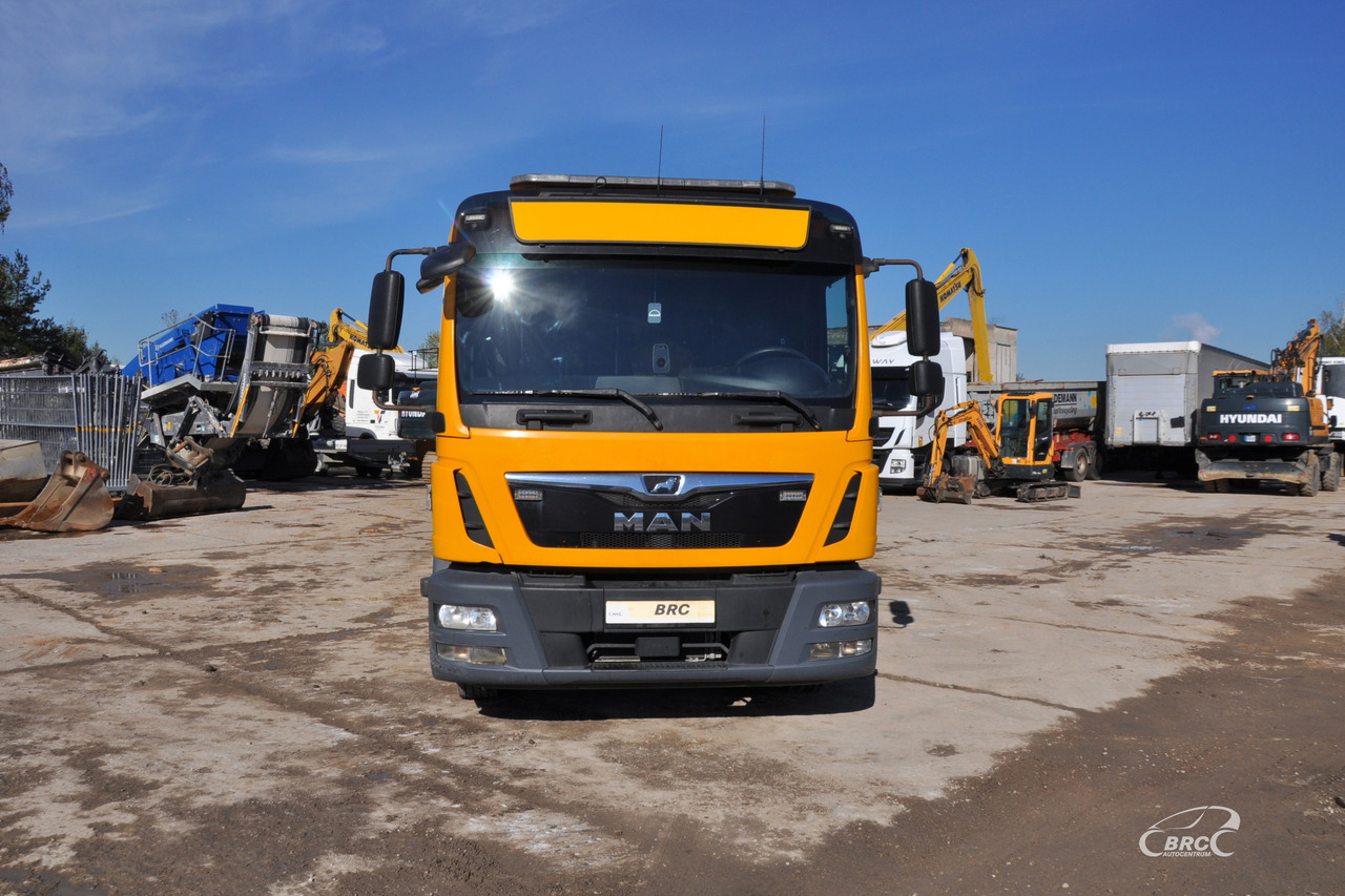 MAN TGL - Truk pengangkut mobil: gambar 3 MAN TGL - Truk pengangkut mobil: gambar 3