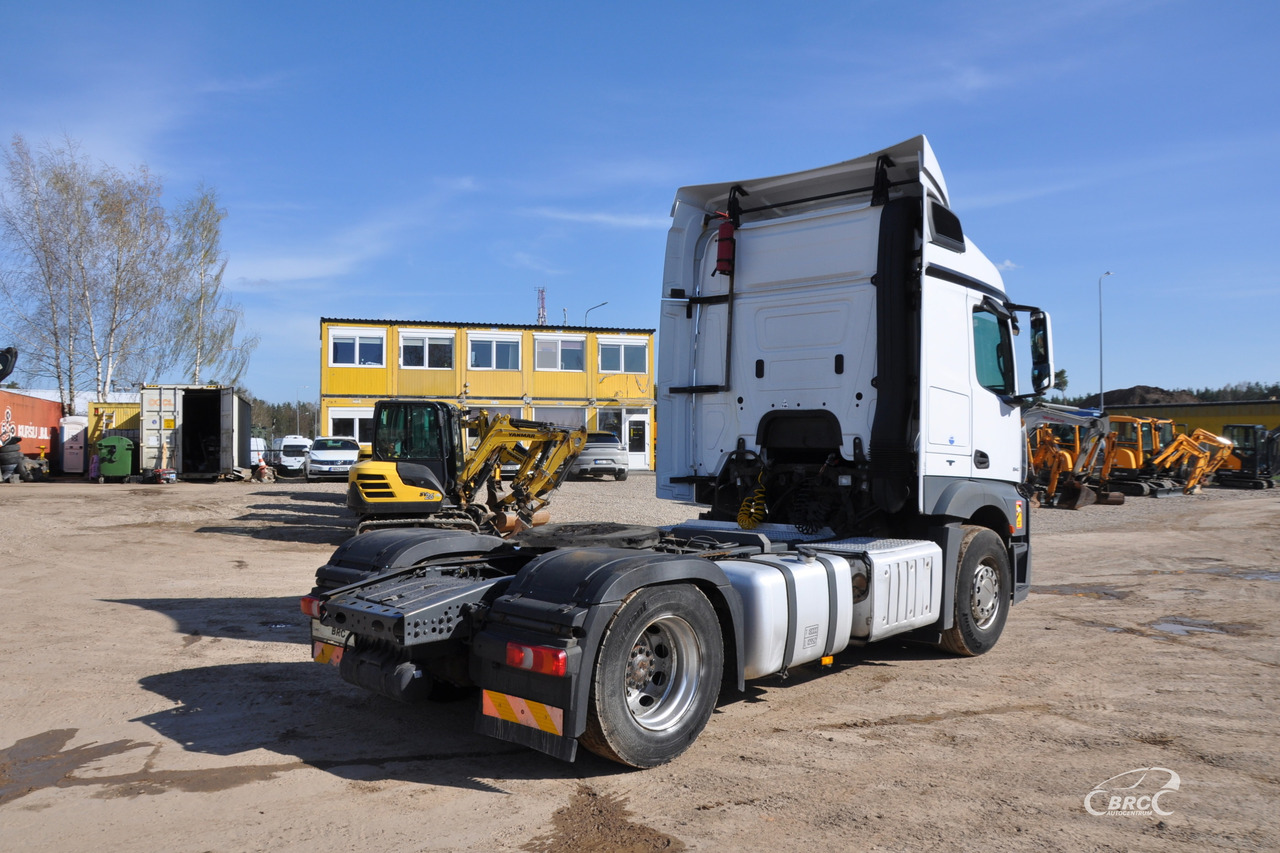 Mercedes-Benz 1843 - Tractor head: gambar 5 Mercedes-Benz 1843 - Tractor head: gambar 5