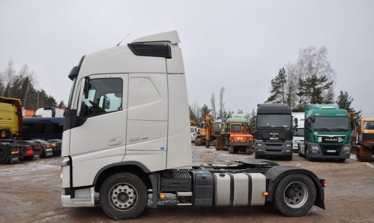 Volvo FH 500 Euro6 - Tractor head: gambar 2 Volvo FH 500 Euro6 - Tractor head: gambar 2