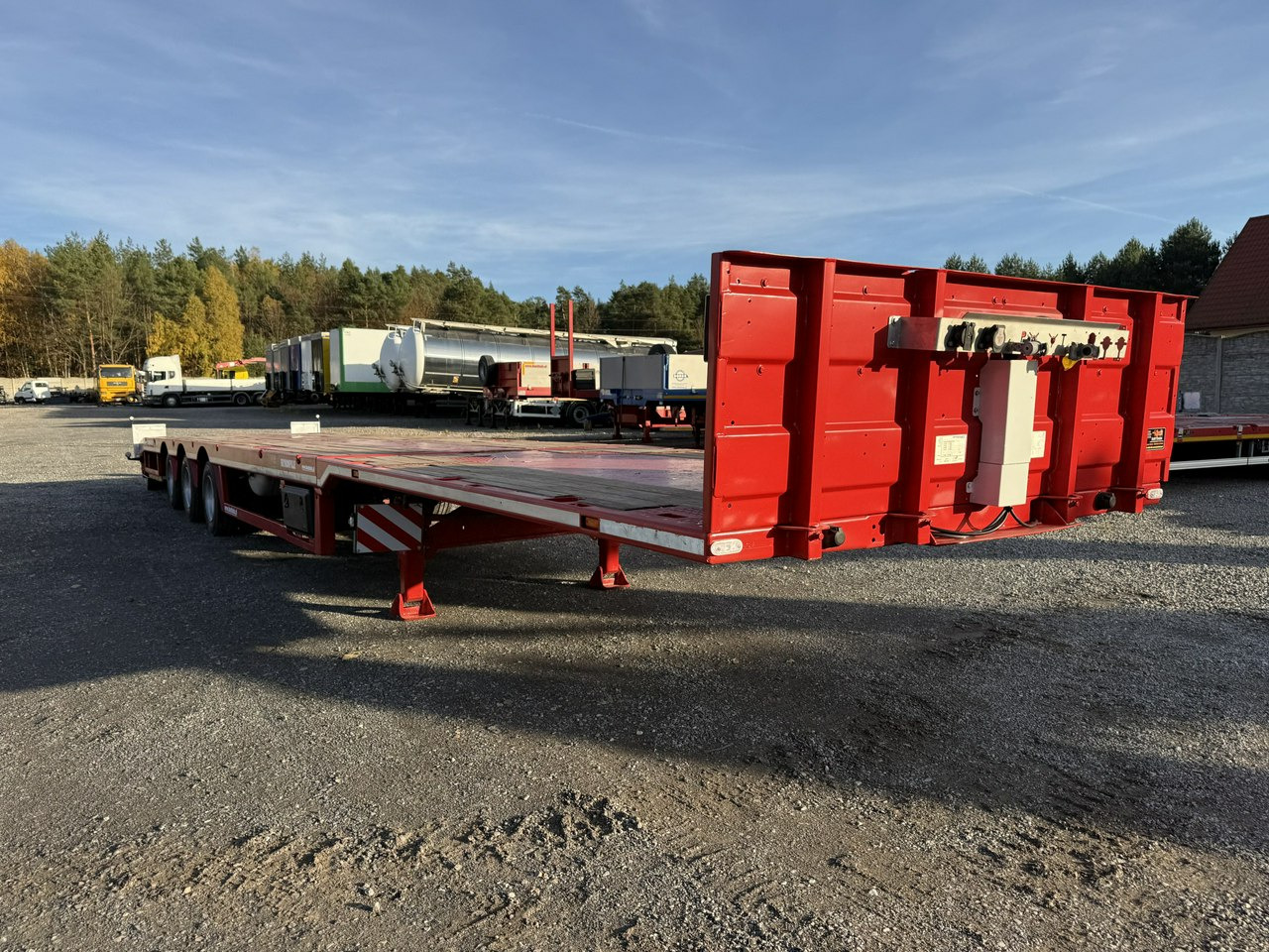 Faymonville Niskopodłogowa Telemega Rozciągana 7m 3-Osiowa Oś skrętna - Semi-trailer low bed: gambar 4 Faymonville Niskopodłogowa Telemega Rozciągana 7m 3-Osiowa Oś skrętna - Semi-trailer low bed: gambar 4