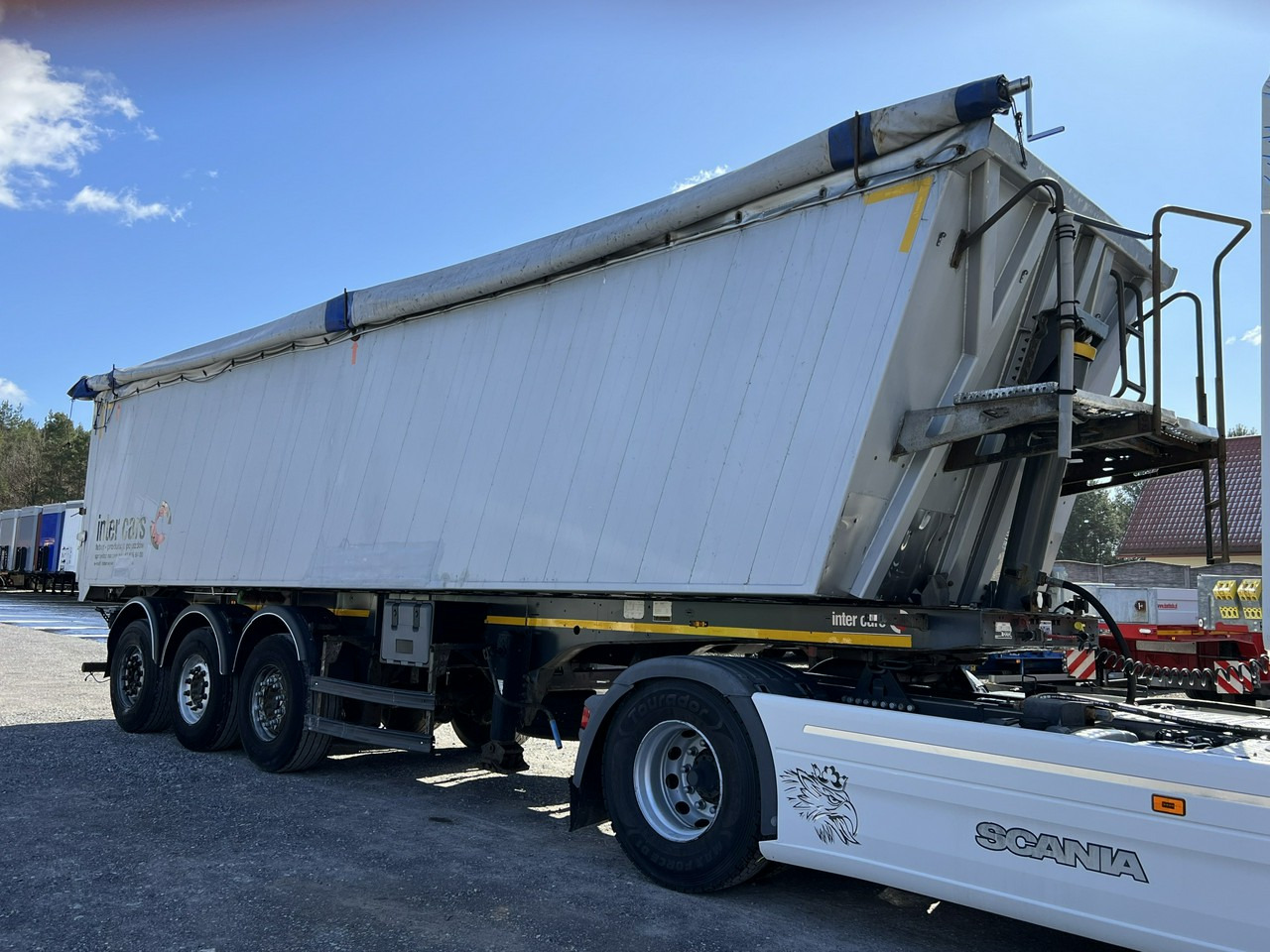 Feber-InterCars INTERCARS 49m3 Waga 6250 - Semi-trailer jungkit: gambar 2 Feber-InterCars INTERCARS 49m3 Waga 6250 - Semi-trailer jungkit: gambar 2