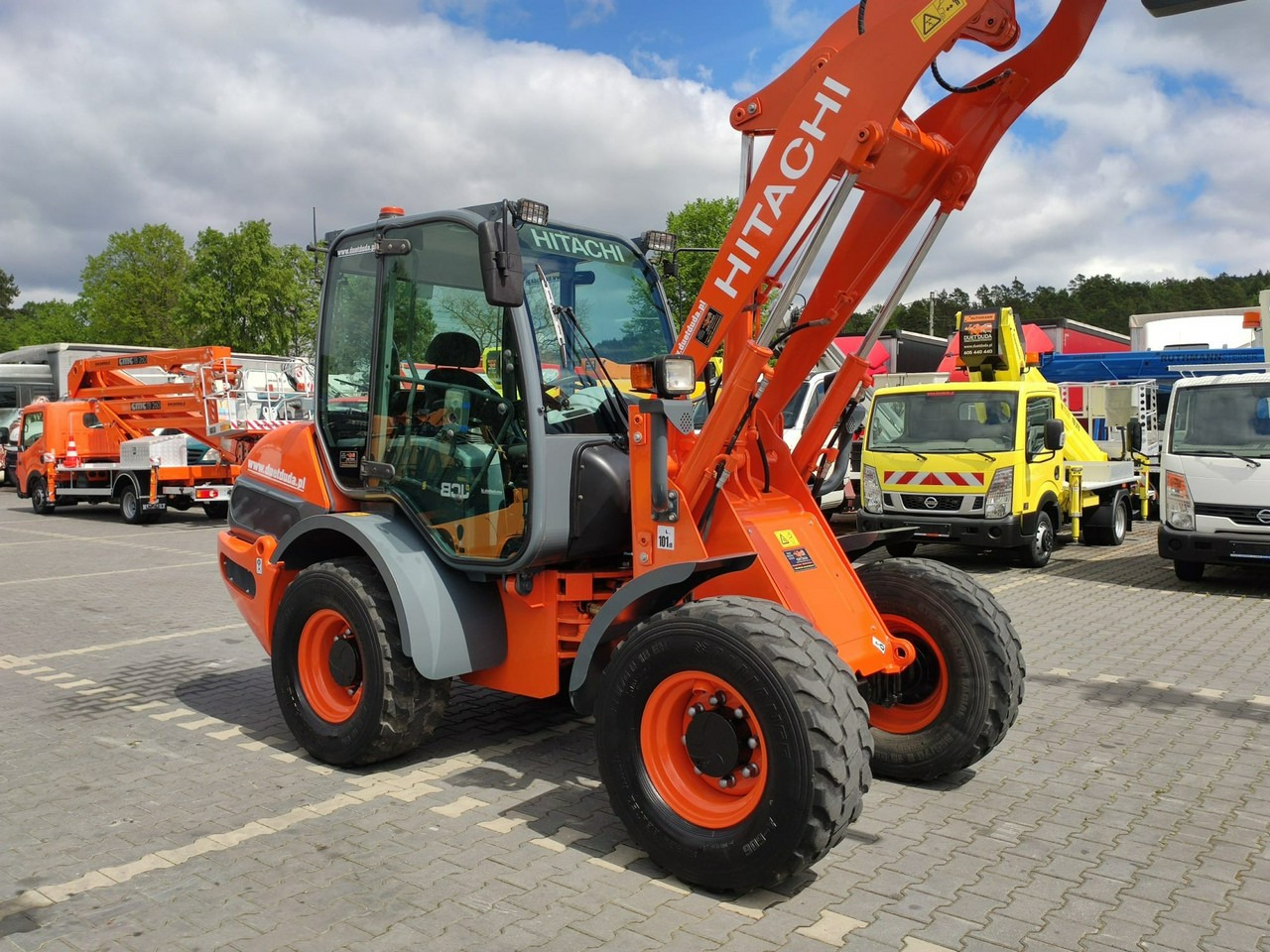 Wheel loader Hitachi ZW75 Wheel Loader Szybko-Złącze Widły Stan Bardzo Dobry: gambar 8