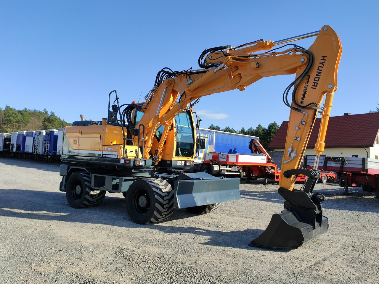 Hyundai 140W-9 Łyżka Skarpowa+Szybko Złącze !!! STAN Bardzo Dobry !!! - Ekskavator roda: gambar 2 Hyundai 140W-9 Łyżka Skarpowa+Szybko Złącze !!! STAN Bardzo Dobry !!! - Ekskavator roda: gambar 2