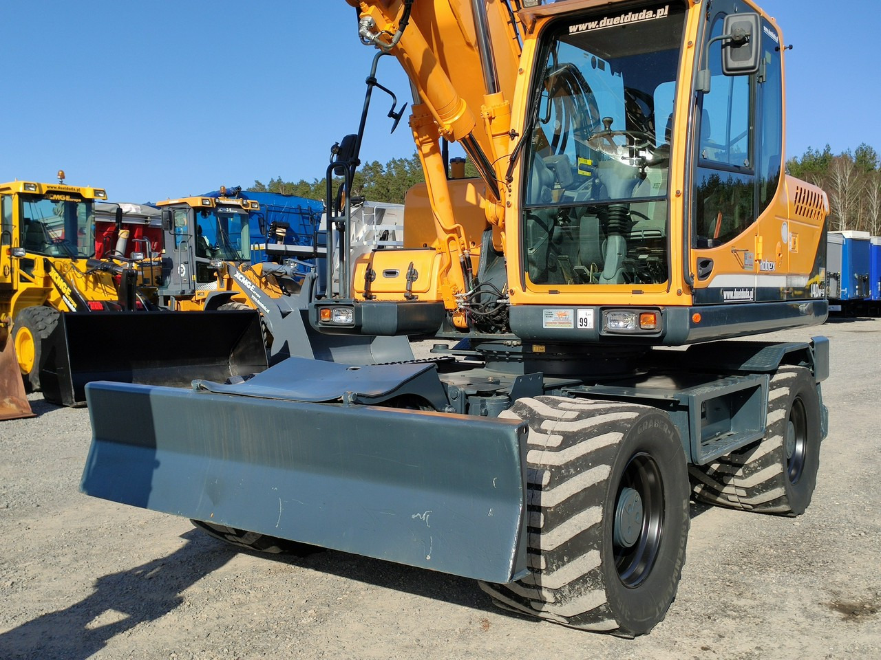 Hyundai 140W-9 Łyżka Skarpowa+Szybko Złącze !!! STAN Bardzo Dobry !!! - Ekskavator roda: gambar 4 Hyundai 140W-9 Łyżka Skarpowa+Szybko Złącze !!! STAN Bardzo Dobry !!! - Ekskavator roda: gambar 4