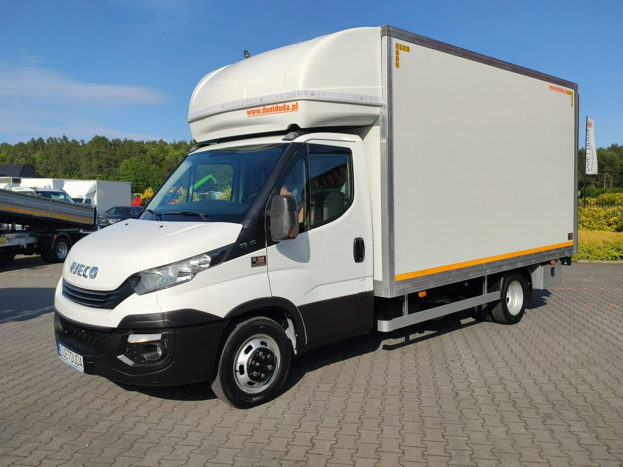 Iveco Daily 35C14 - Van box: gambar 5 Iveco Daily 35C14 - Van box: gambar 5