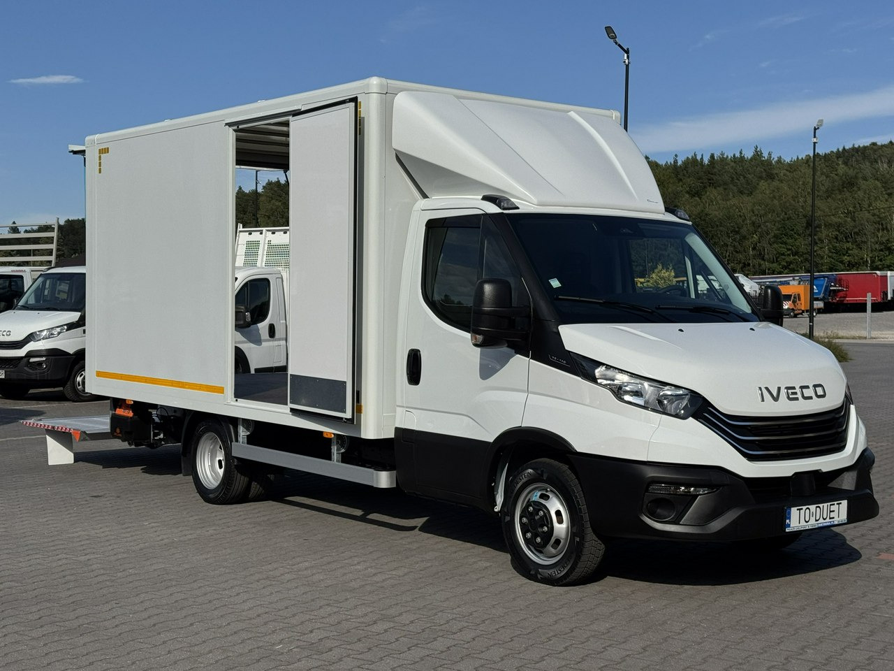 Iveco Daily 35C14 - Van box: gambar 5 Iveco Daily 35C14 - Van box: gambar 5