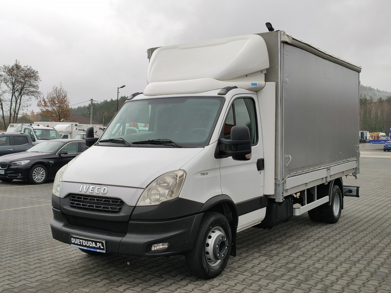 Iveco Daily 70C17 Firana Tył Drzwi Zadbany w Pełni Sprawny Super Stan - Van dengan terpal samping: gambar 4 Iveco Daily 70C17 Firana Tył Drzwi Zadbany w Pełni Sprawny Super Stan - Van dengan terpal samping: gambar 4