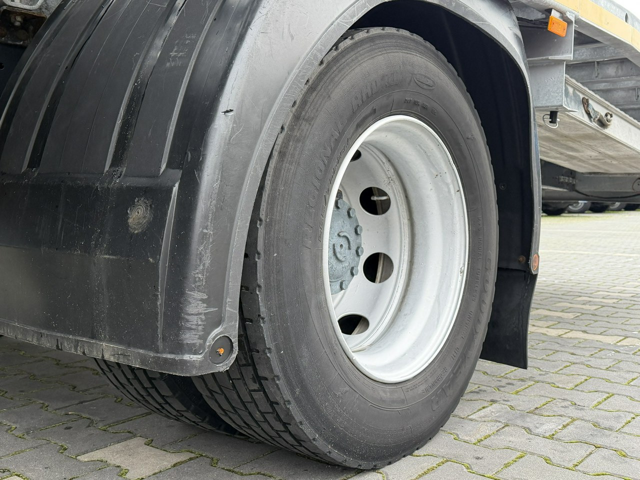 Iveco EUROCARGO 120E25 E6 Laweta Zagłebiana Platforma Pomoc Drogowa - Mobil derek: gambar 5 Iveco EUROCARGO 120E25 E6 Laweta Zagłebiana Platforma Pomoc Drogowa - Mobil derek: gambar 5