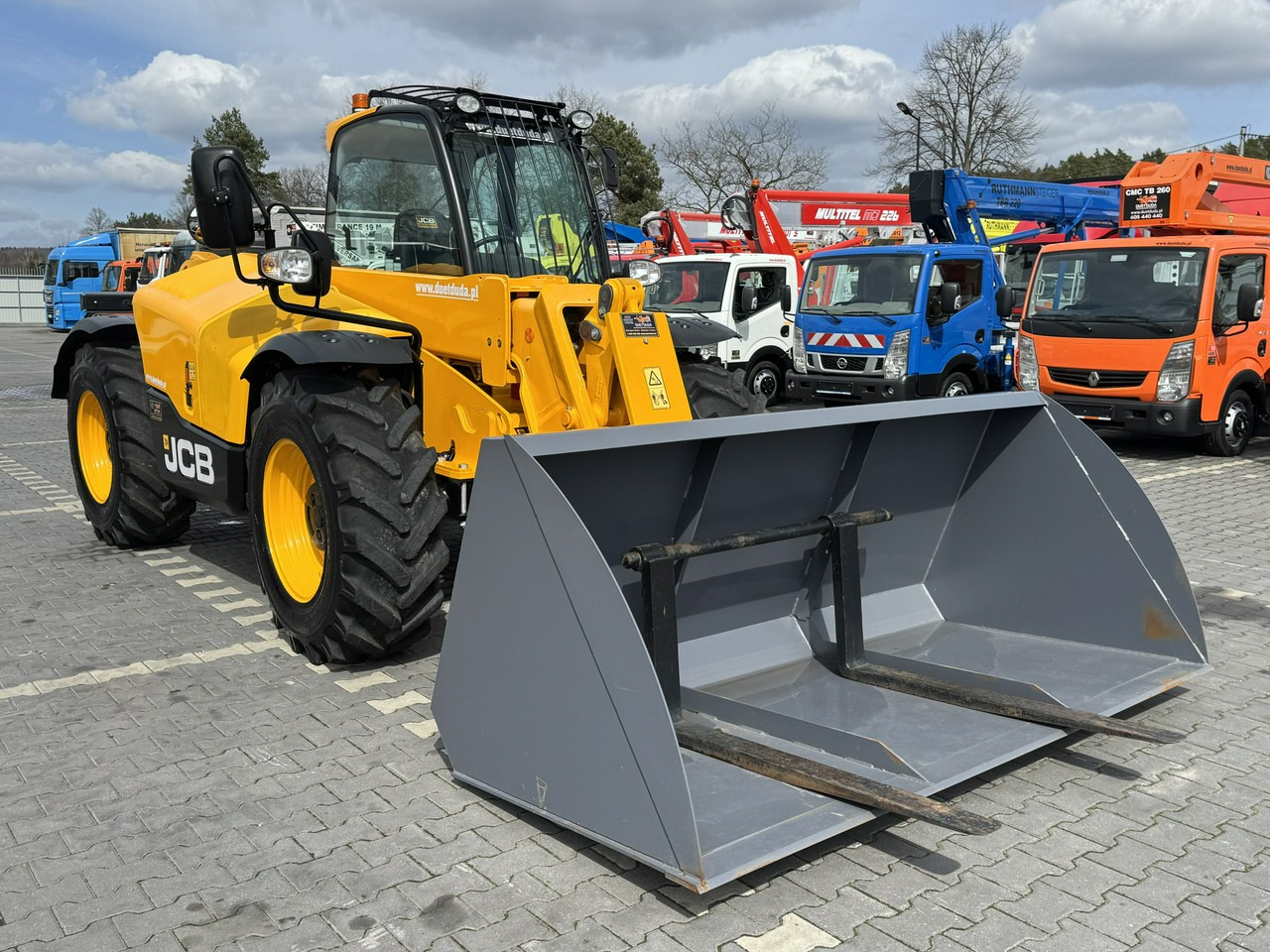 JCB 531-70 Stage V Klimatyzacja Sterowanie Joystick na GWARANCJI !!! - Telehandler: gambar 4 JCB 531-70 Stage V Klimatyzacja Sterowanie Joystick na GWARANCJI !!! - Telehandler: gambar 4