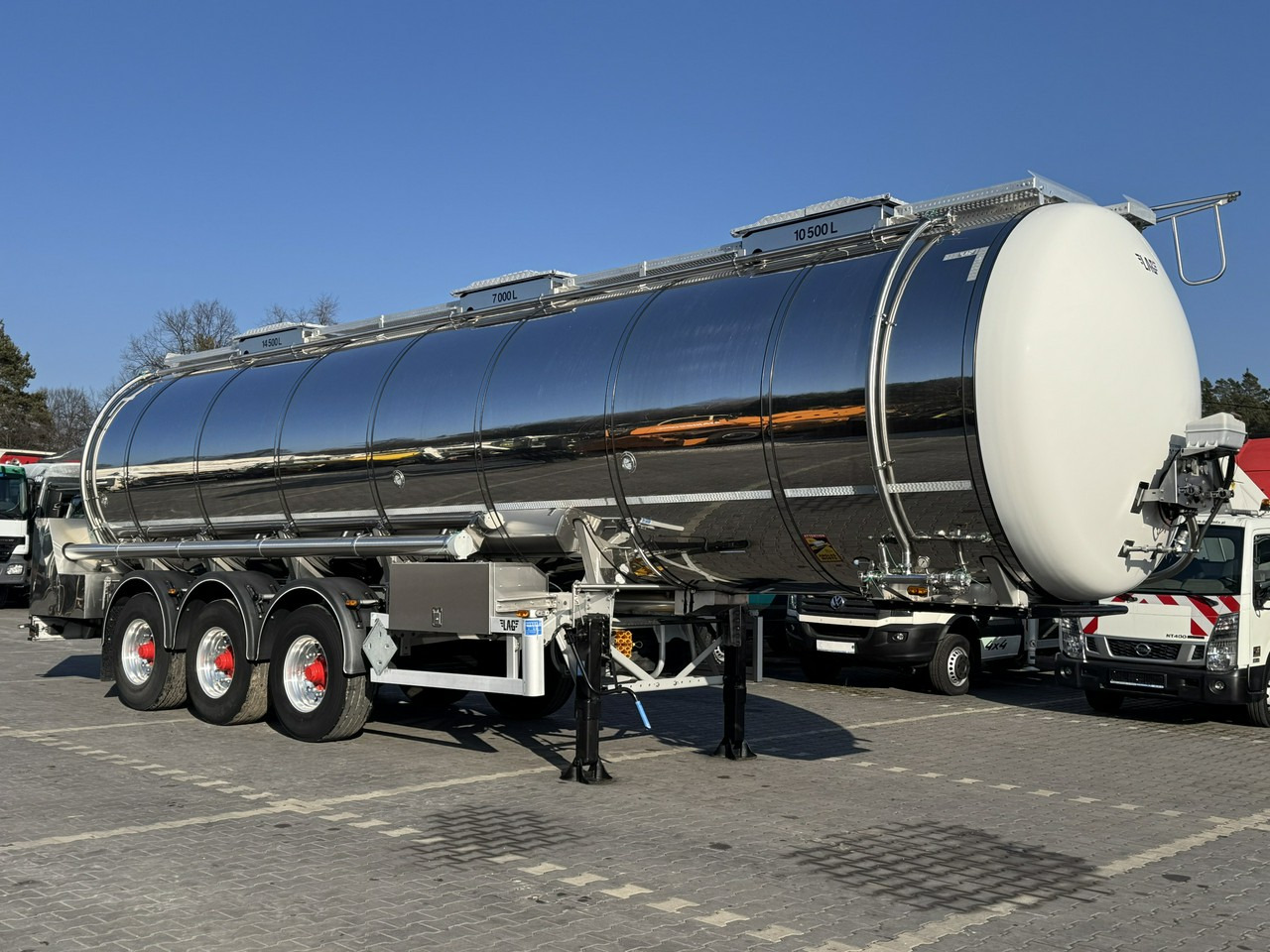 Lag Spożywcza Magyar Izolowana Webasto Pompa Elektryczna do Zrzutu - Semi-trailer tangki: gambar 1 Lag Spożywcza Magyar Izolowana Webasto Pompa Elektryczna do Zrzutu - Semi-trailer tangki: gambar 1