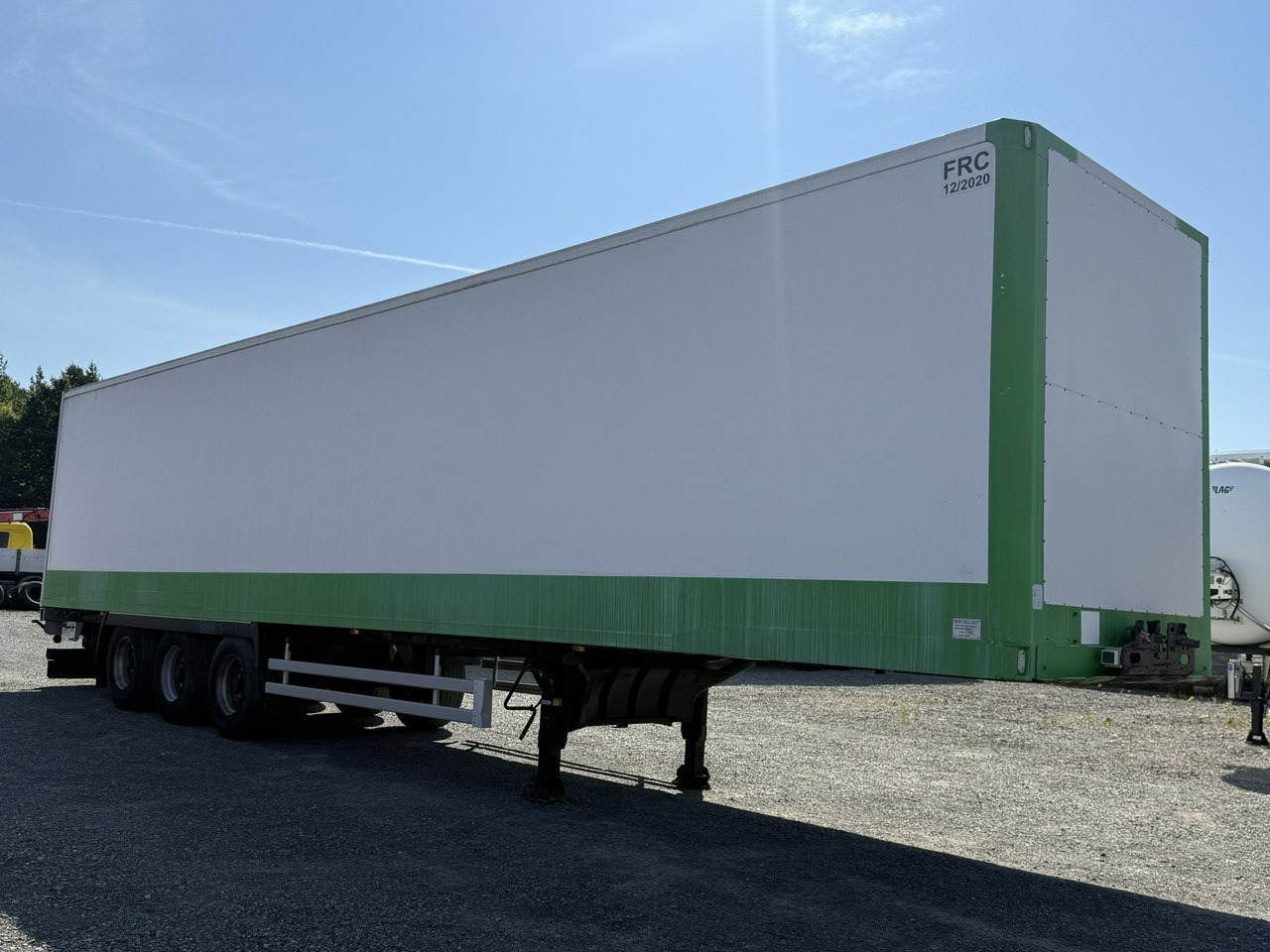 Lamberet SR2 Kontener Tył Drzwi Izoterma Chłodnia bez Agregatu - Semi-trailer isotermal: gambar 2 Lamberet SR2 Kontener Tył Drzwi Izoterma Chłodnia bez Agregatu - Semi-trailer isotermal: gambar 2