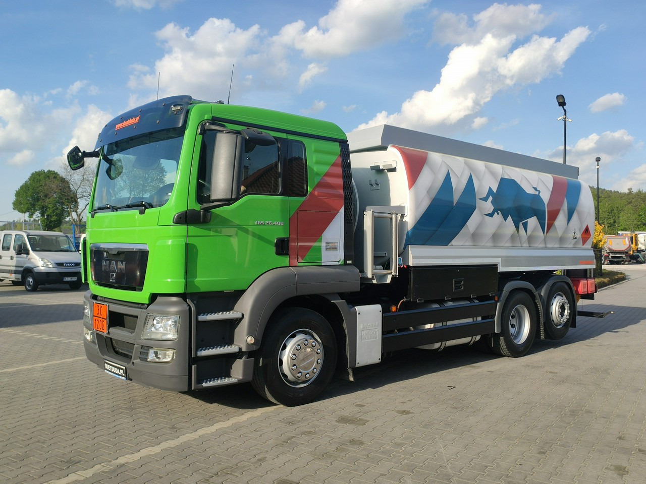 MAN TGA 26.400 Autocysterna z Dystrybucją Ważne TDT - Truk tangki: gambar 4 MAN TGA 26.400 Autocysterna z Dystrybucją Ważne TDT - Truk tangki: gambar 4
