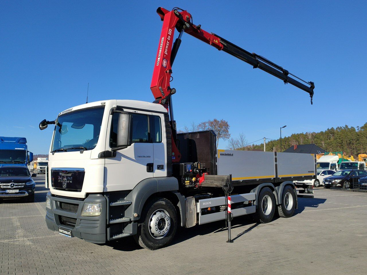 MAN TGS 26.360 6x4 - Truk flatbed, Truk derek: gambar 1 MAN TGS 26.360 6x4 - Truk flatbed, Truk derek: gambar 1