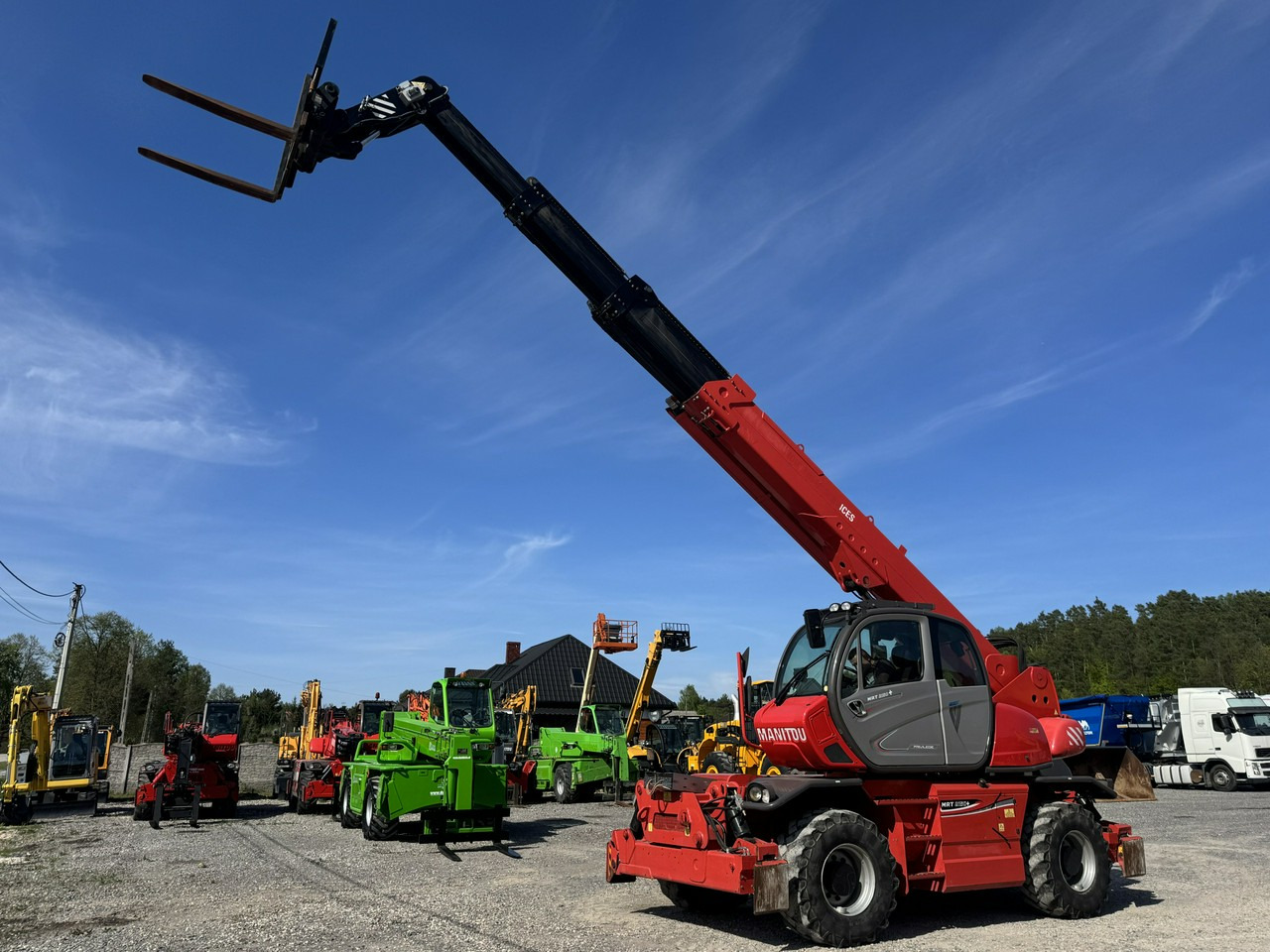 Manitou MRT 2150 + ROTO Ładowarka Teleskopowa Obrotowa 2550 - Telehandler: gambar 1 Manitou MRT 2150 + ROTO Ładowarka Teleskopowa Obrotowa 2550 - Telehandler: gambar 1