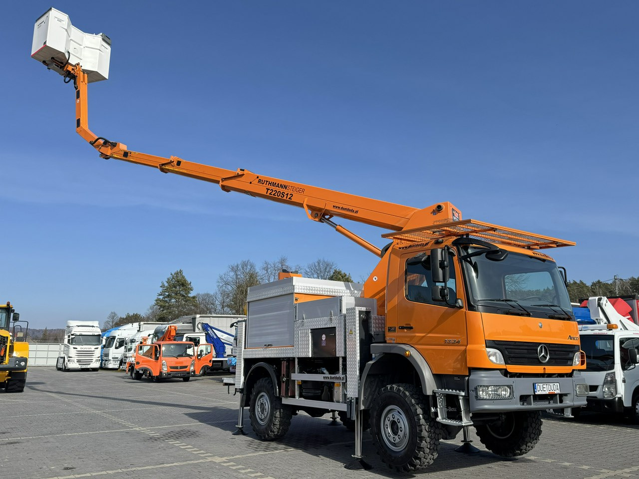Mercedes Atego 1324 4x4 Zwyżka RUTHMANN STEIGER T220S12 Podnośnik Koszowy - Platform udara yang dipasang di truk: gambar 2 Mercedes Atego 1324 4x4 Zwyżka RUTHMANN STEIGER T220S12 Podnośnik Koszowy - Platform udara yang dipasang di truk: gambar 2