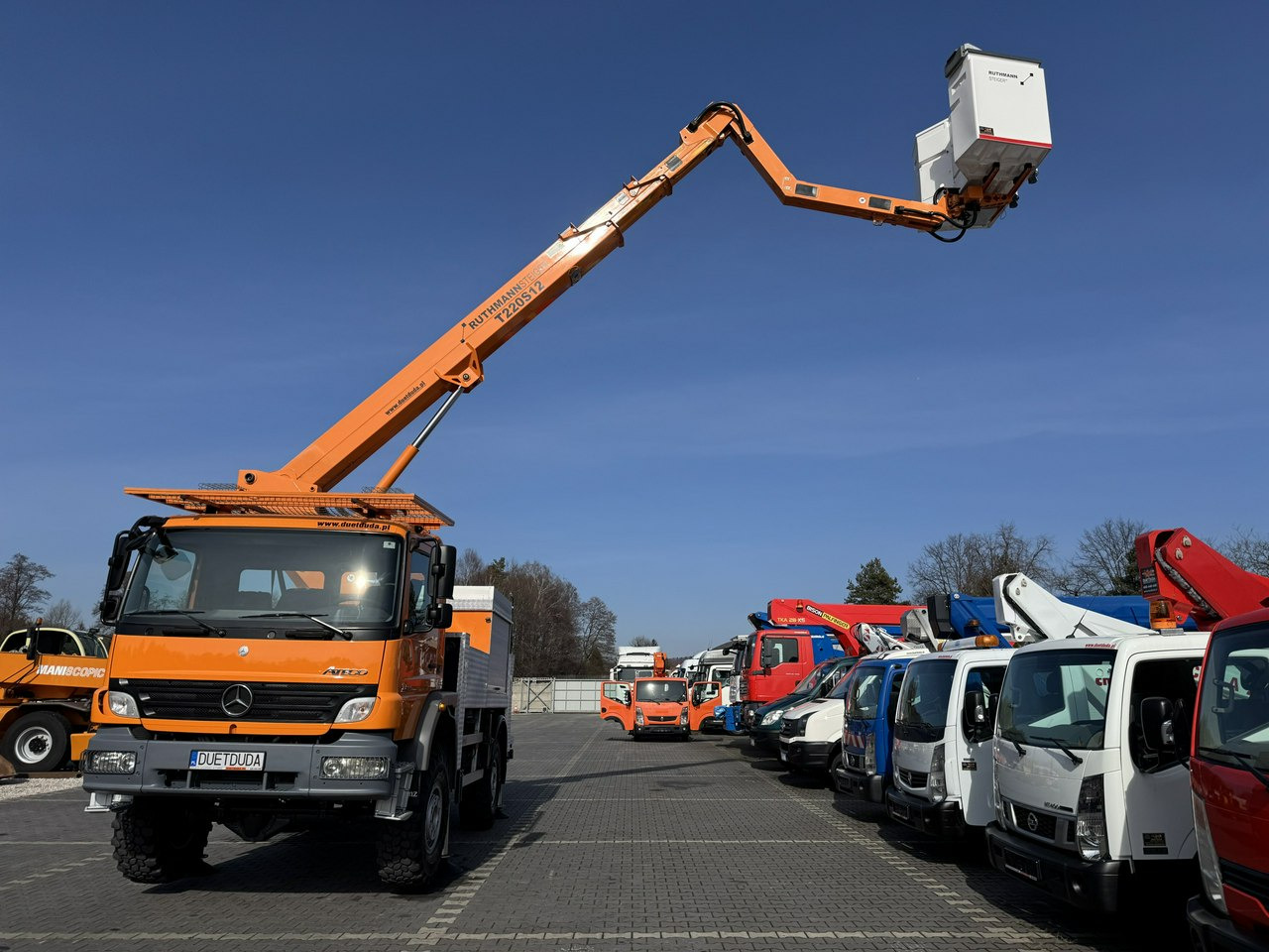 Mercedes Atego 1324 4x4 Zwyżka RUTHMANN STEIGER T220S12 Podnośnik Koszowy - Platform udara yang dipasang di truk: gambar 3 Mercedes Atego 1324 4x4 Zwyżka RUTHMANN STEIGER T220S12 Podnośnik Koszowy - Platform udara yang dipasang di truk: gambar 3