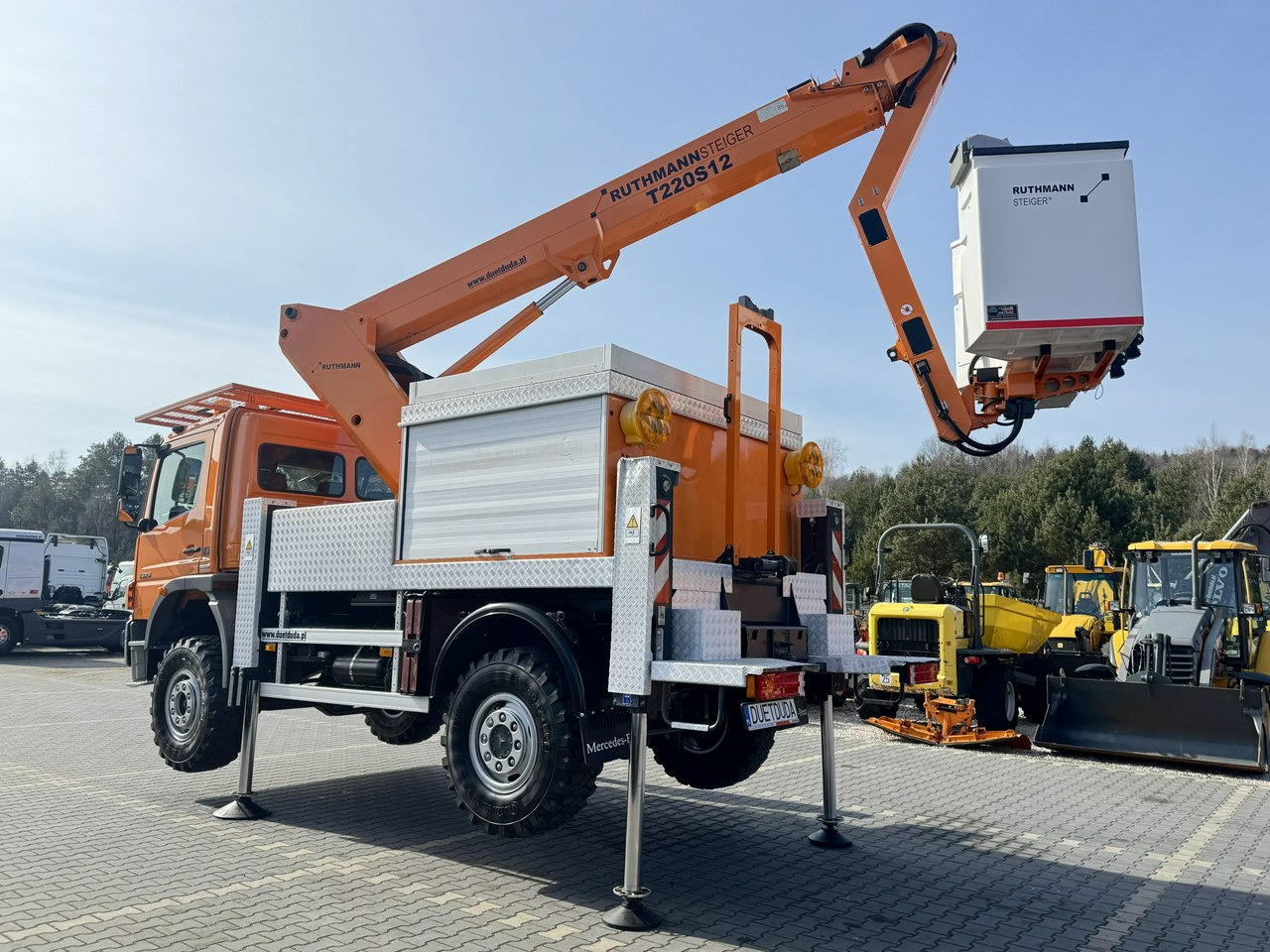 Mercedes Atego 1324 4x4 Zwyżka RUTHMANN STEIGER T220S12 Podnośnik Koszowy - Platform udara yang dipasang di truk: gambar 5 Mercedes Atego 1324 4x4 Zwyżka RUTHMANN STEIGER T220S12 Podnośnik Koszowy - Platform udara yang dipasang di truk: gambar 5