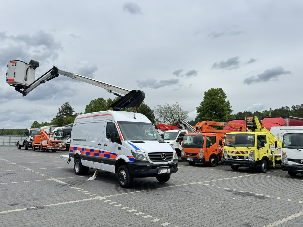 Mercedes Sprinter Zwyżka Podnośnik Koszowy KLUBB K42P UDT WUMAG GSR - Platform udara yang dipasang di truk: gambar 5 Mercedes Sprinter Zwyżka Podnośnik Koszowy KLUBB K42P UDT WUMAG GSR - Platform udara yang dipasang di truk: gambar 5