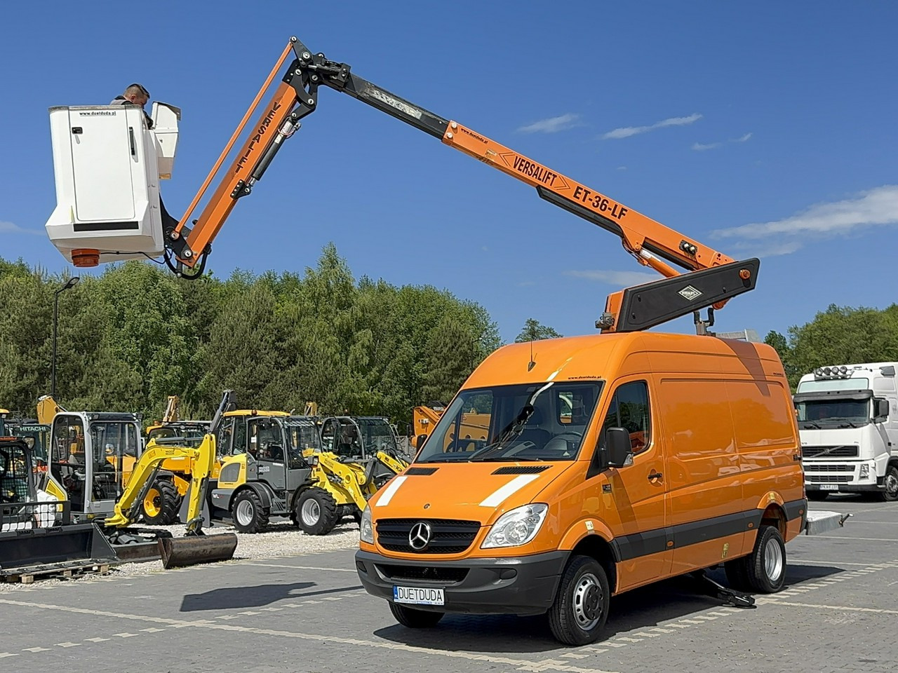 Mercedes Sprinter Zwyżka Podnośnik Koszowy VERSALIFT KLUBB ET-36-LF UDT - Platform udara yang dipasang di truk: gambar 4 Mercedes Sprinter Zwyżka Podnośnik Koszowy VERSALIFT KLUBB ET-36-LF UDT - Platform udara yang dipasang di truk: gambar 4