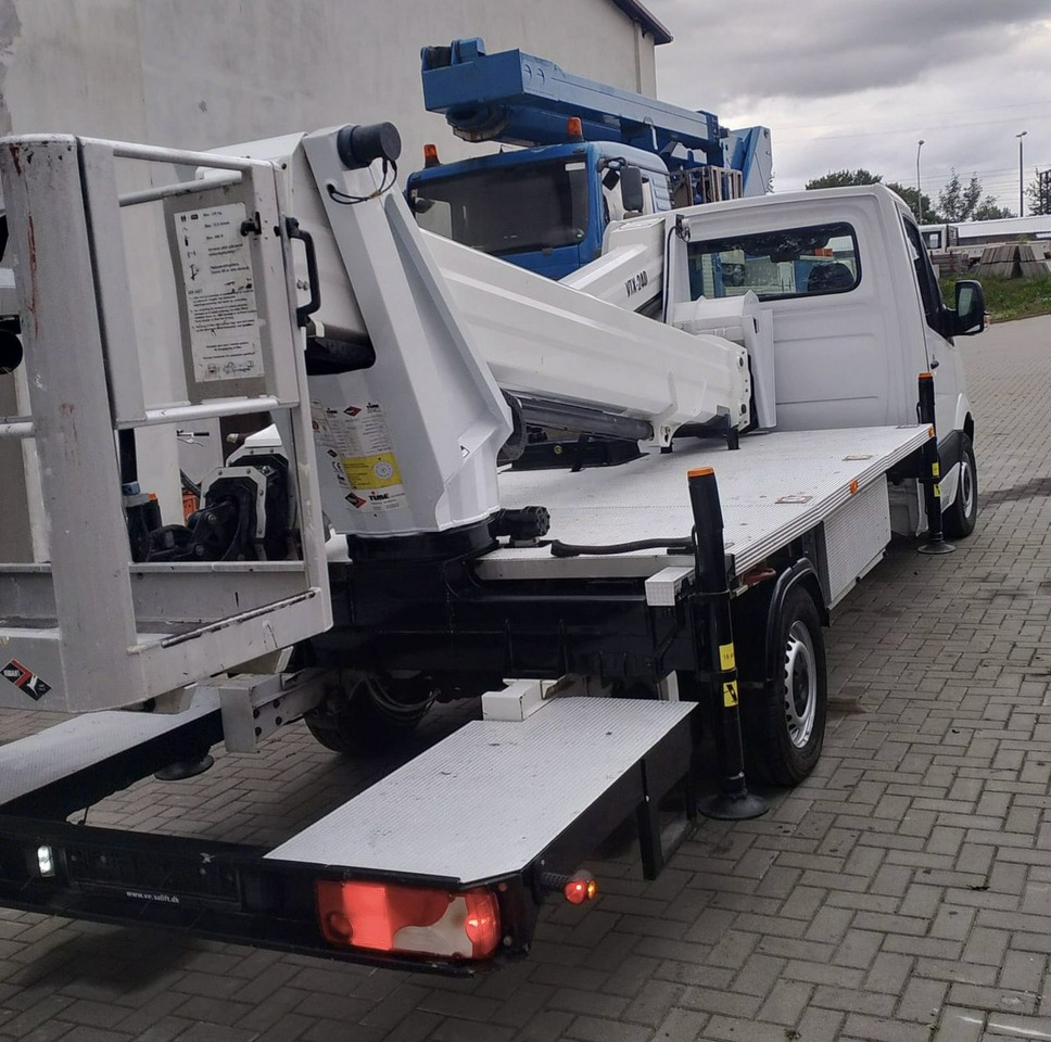 Mercedes Sprinter Zwyżka Podnośnik Koszowy VERSALIFT VTX-240 UDT - Platform udara yang dipasang di truk: gambar 5 Mercedes Sprinter Zwyżka Podnośnik Koszowy VERSALIFT VTX-240 UDT - Platform udara yang dipasang di truk: gambar 5