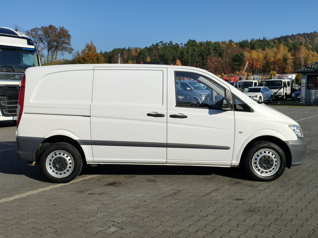 Mercedes Vito - Van kecil: gambar 5 Mercedes Vito - Van kecil: gambar 5