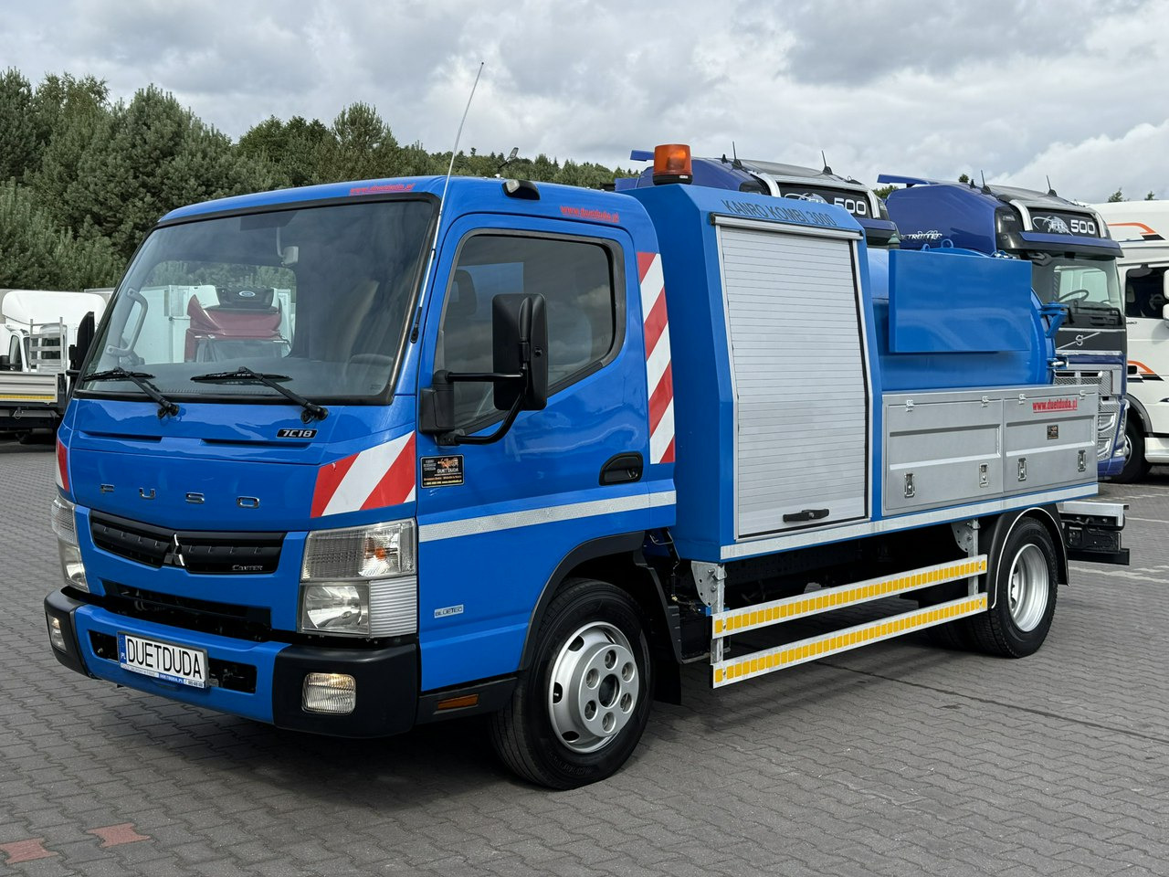 Mitsubishi Canter 7C18 3.0/150 KM Asenizcyjny - Truk vakum: gambar 2 Mitsubishi Canter 7C18 3.0/150 KM Asenizcyjny - Truk vakum: gambar 2