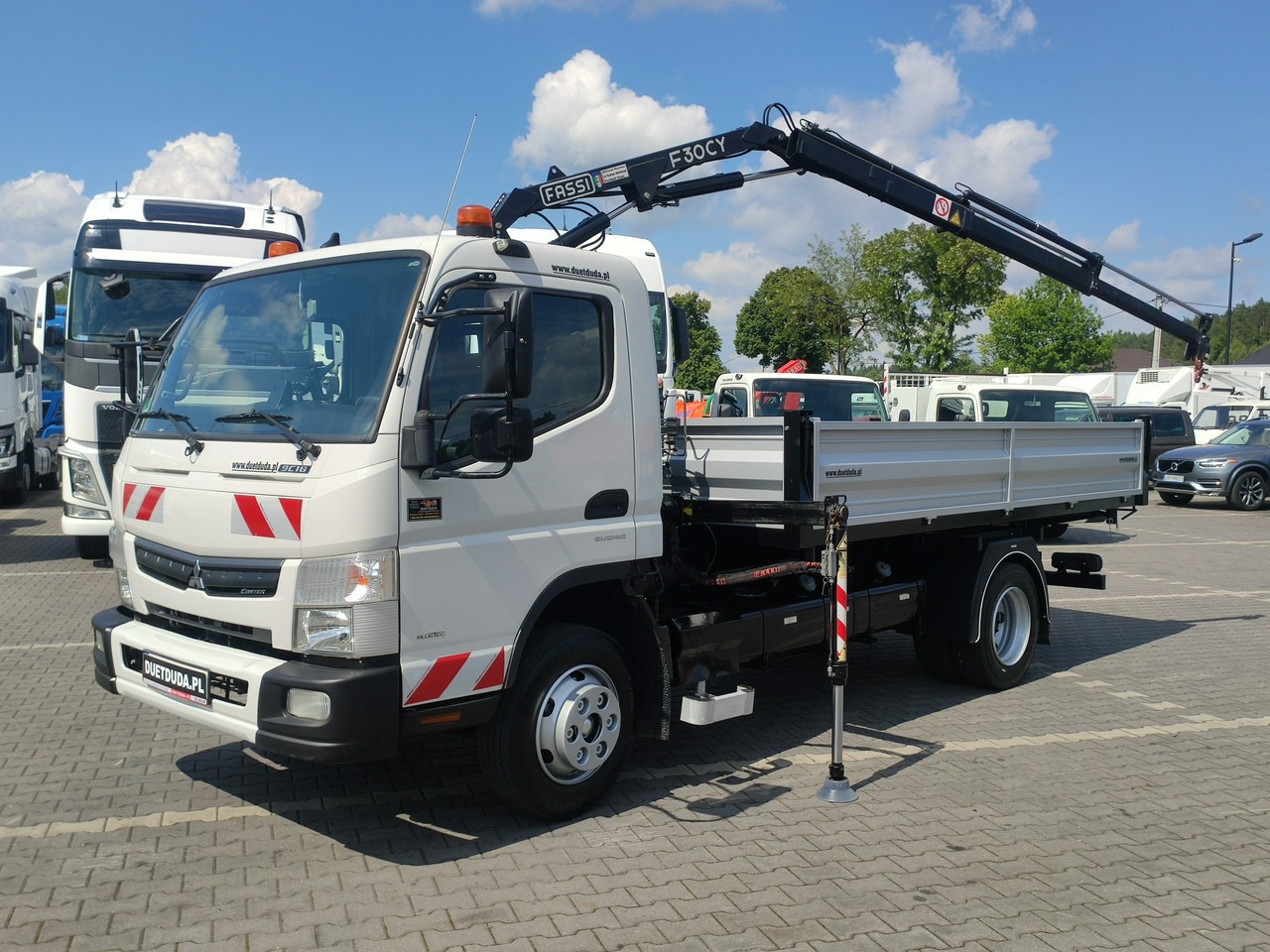 Leasing Mitsubishi Canter Fuso 9C18 3.0/180KM Automat, HDS FASSI F30 Wywrotka 3-str Mitsubishi Canter Fuso 9C18 3.0/180KM Automat, HDS FASSI F30 Wywrotka 3-str: gambar 7