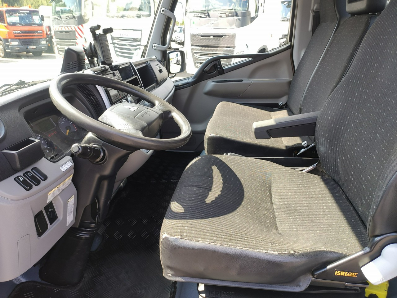 Leasing Mitsubishi Canter Fuso 9C18 3.0/180KM Automat, HDS FASSI F30 Wywrotka 3-str Mitsubishi Canter Fuso 9C18 3.0/180KM Automat, HDS FASSI F30 Wywrotka 3-str: gambar 22