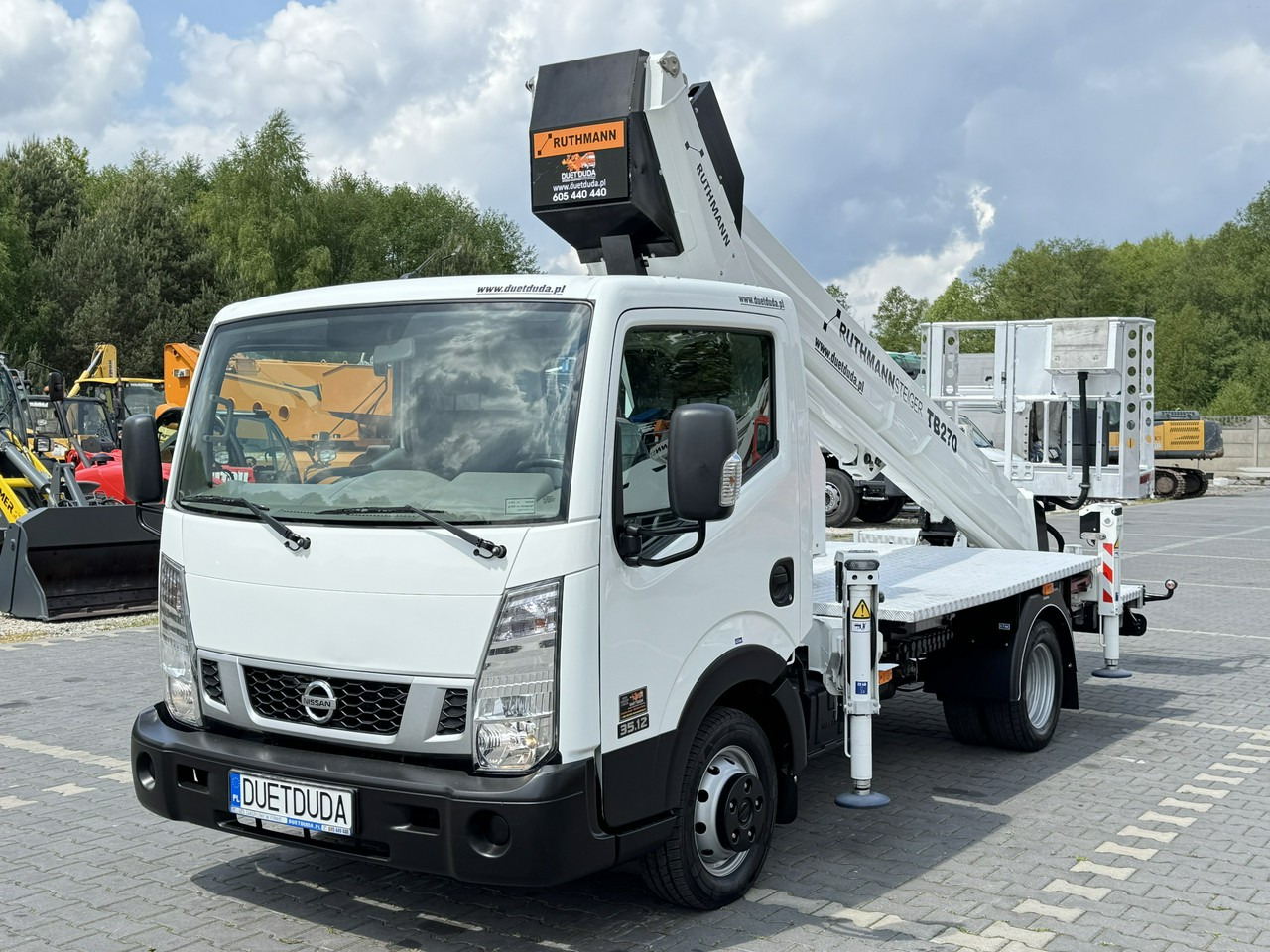 Nissan Cabstar - Platform udara yang dipasang di truk: gambar 3 Nissan Cabstar - Platform udara yang dipasang di truk: gambar 3